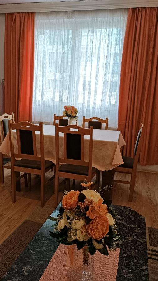 City Park Apartments Pristina Esterno foto