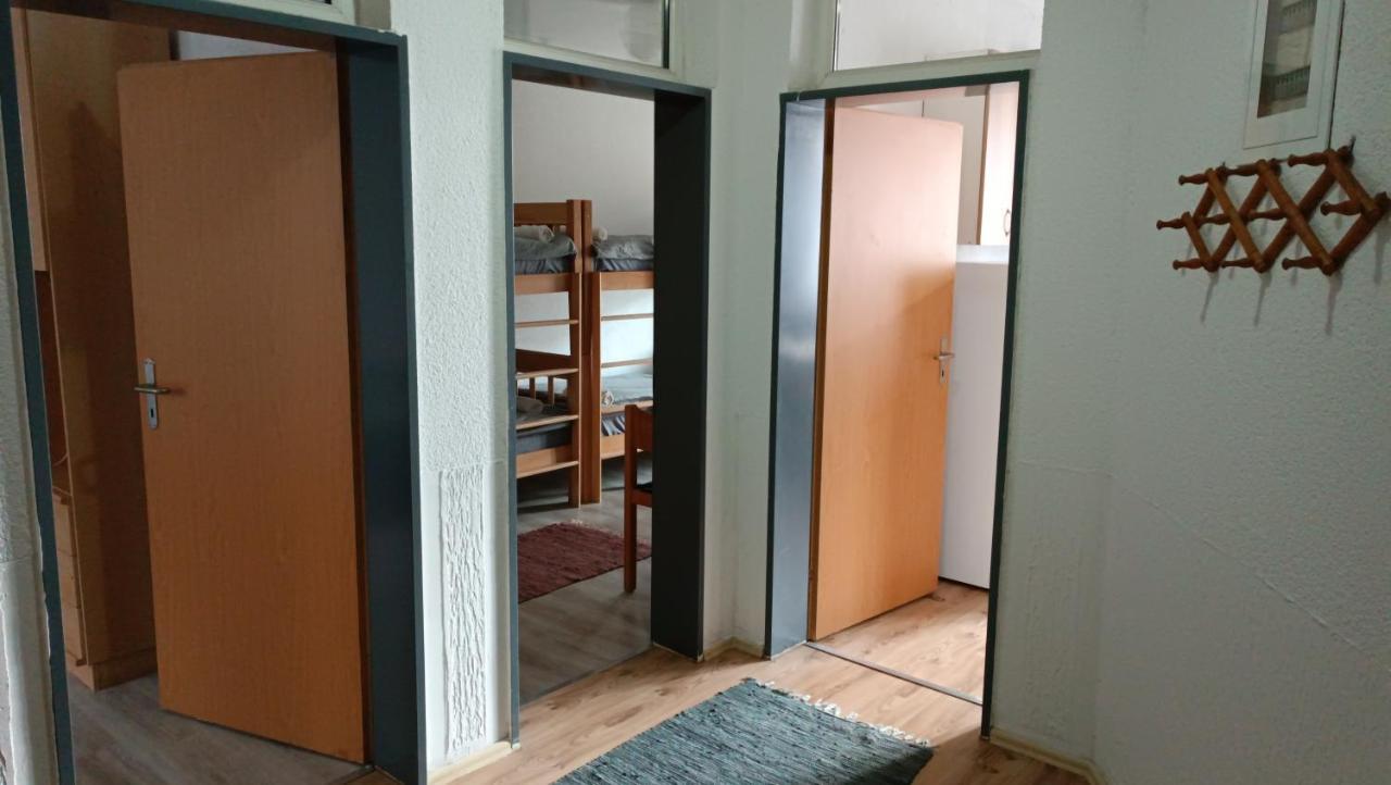 City Park Apartments Pristina Esterno foto