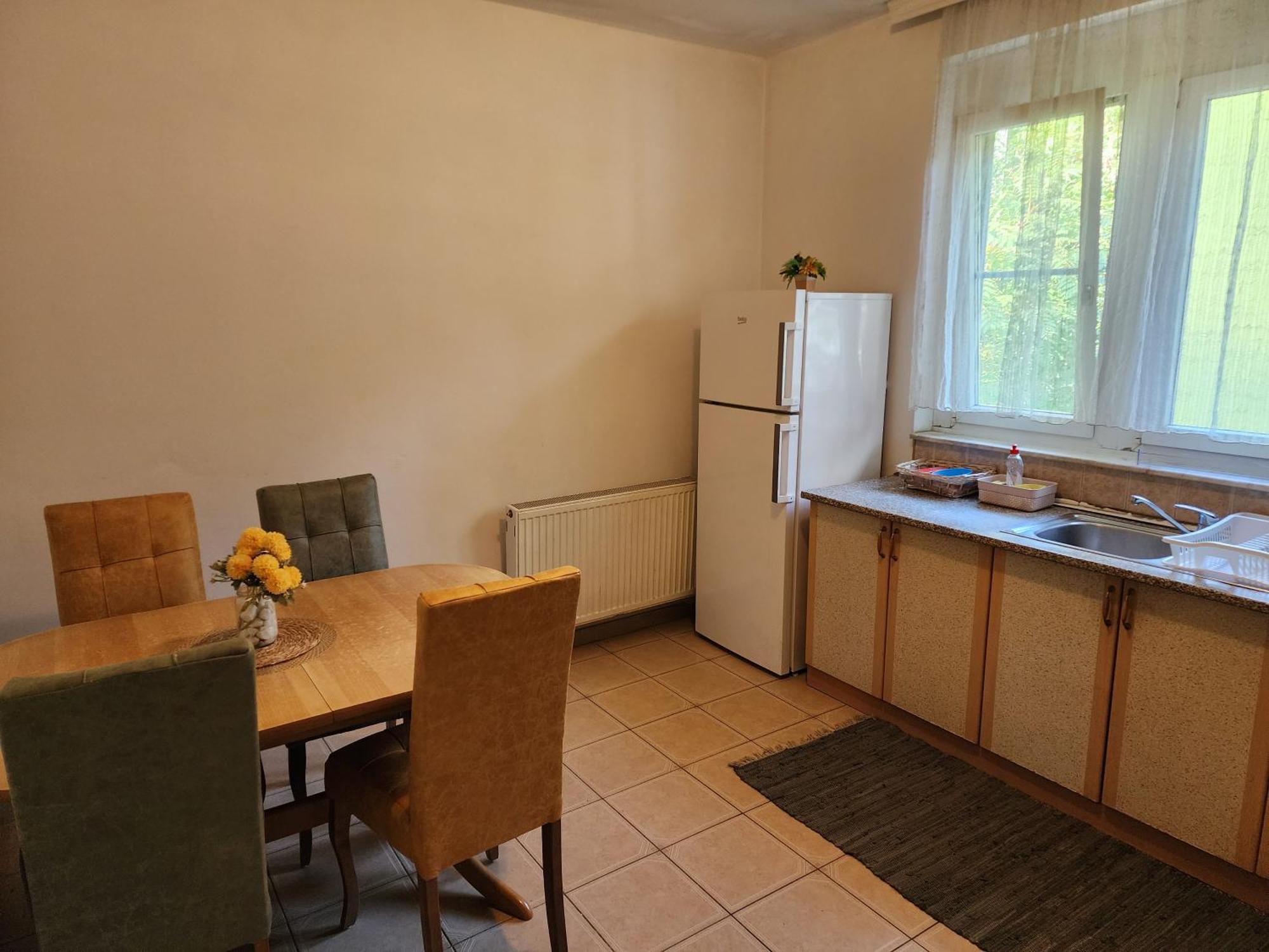 City Park Apartments Pristina Esterno foto
